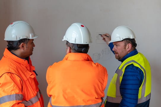 Training-for-construction-materials-types-uses-and-applications_Project-site-meeting