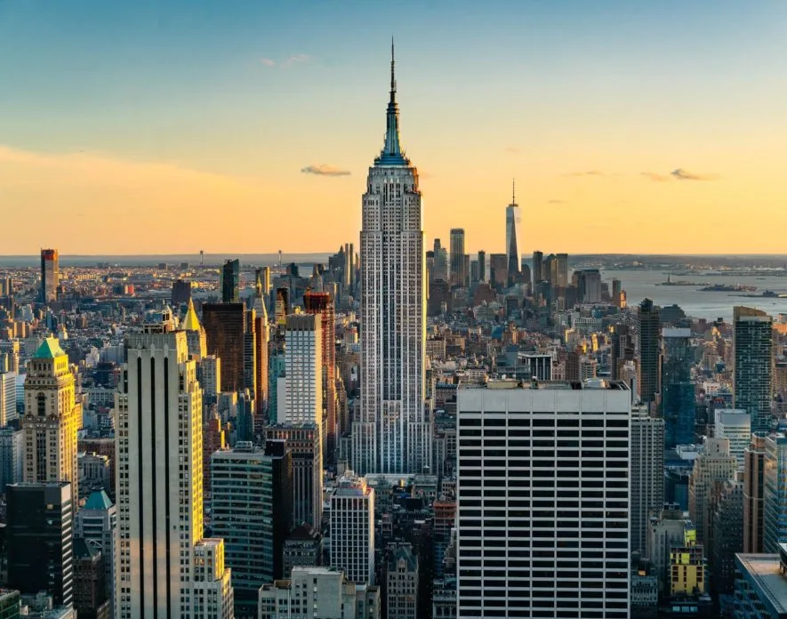empire-state-building-sunset-2-885x696